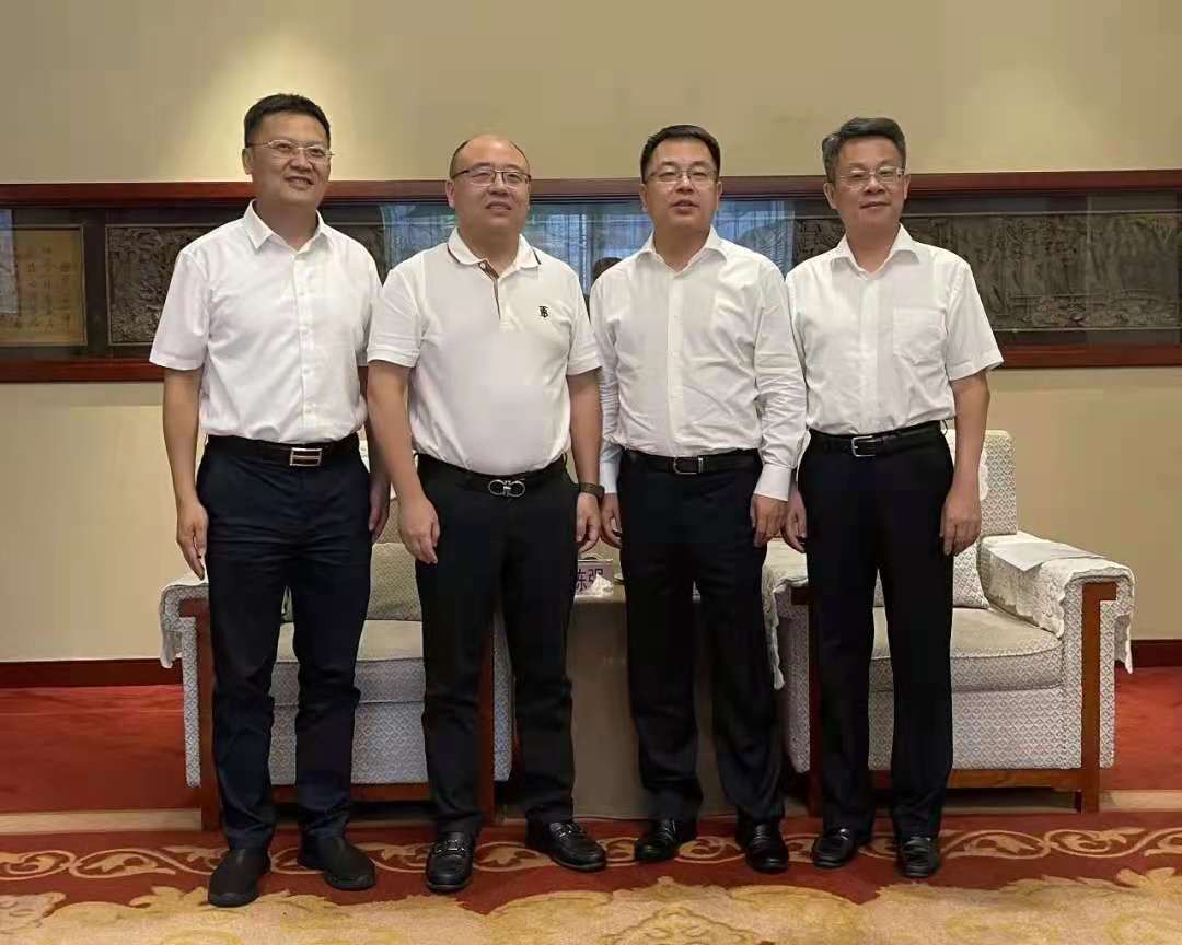 贛州市市長許南吉會(huì)見公司董事長曹棟強(qiáng)
